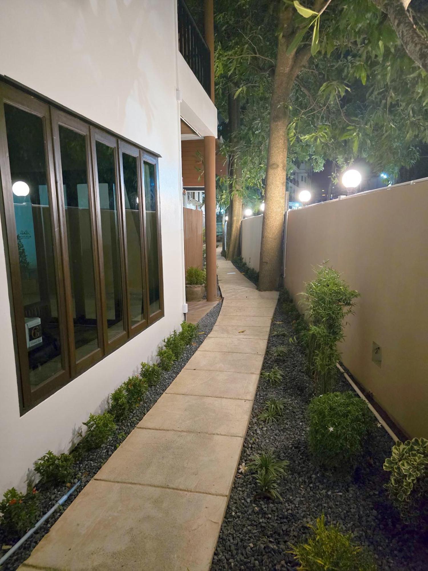 Blue Palm Residence Kata Luaran gambar