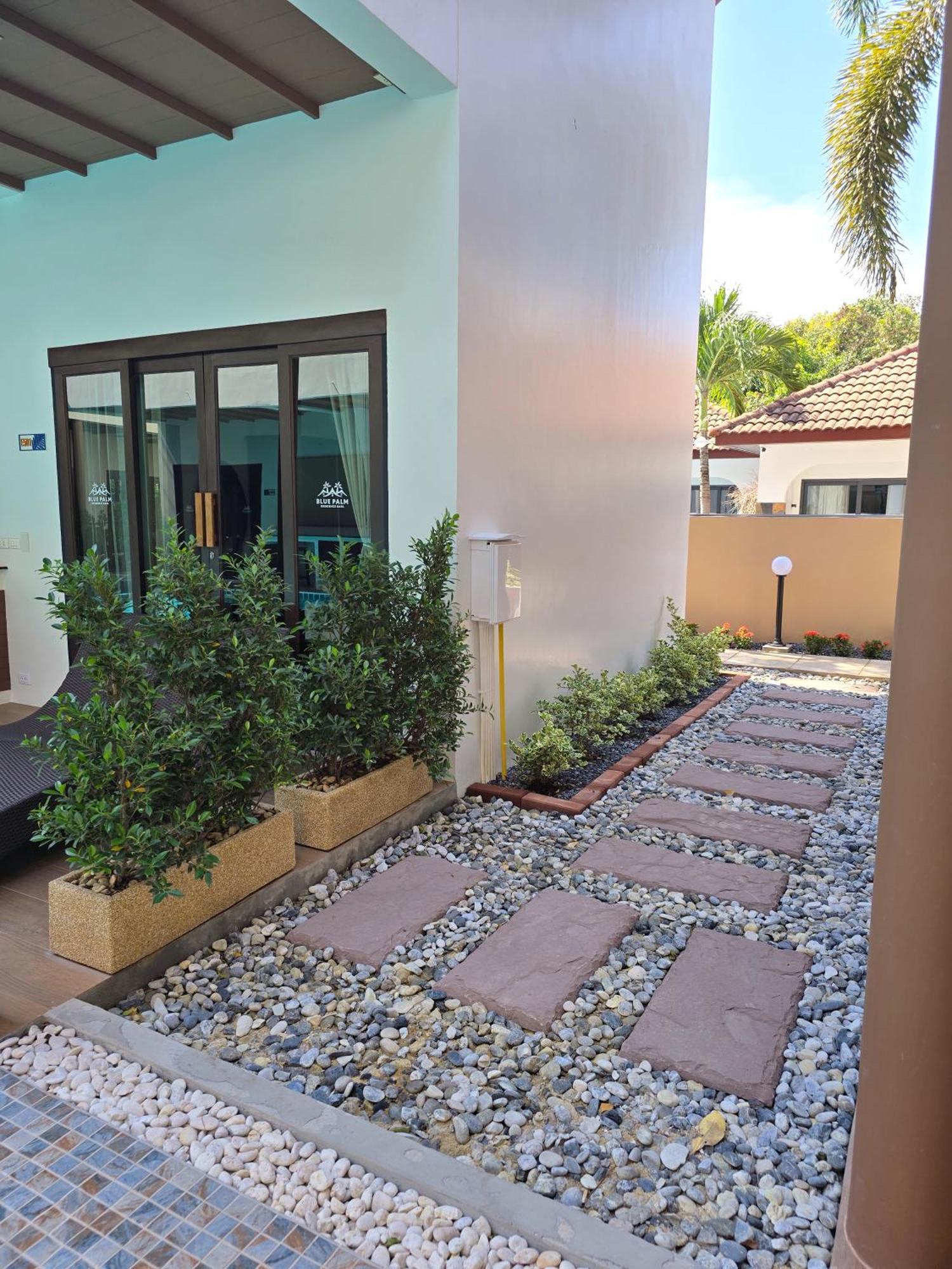 Blue Palm Residence Kata Luaran gambar