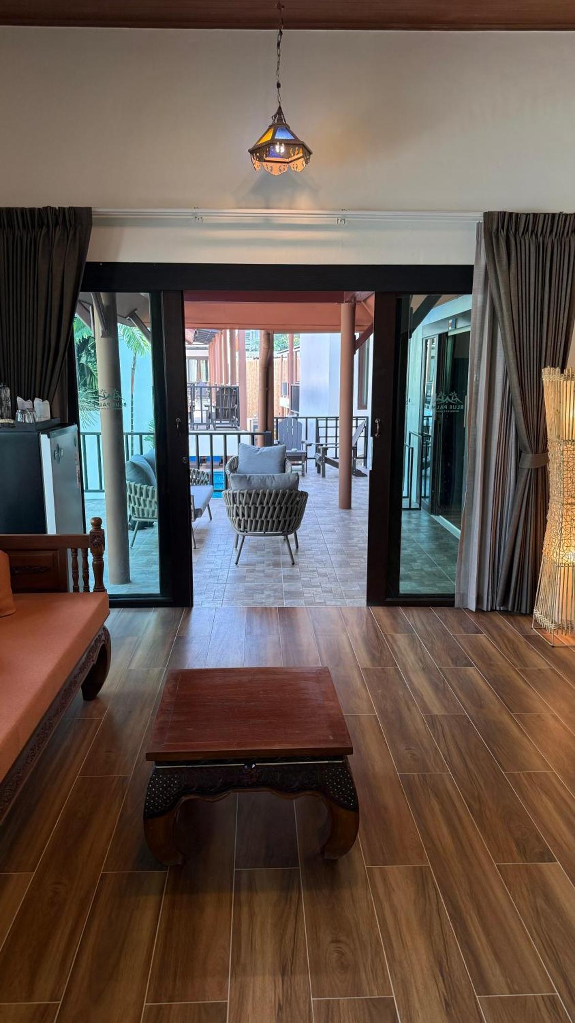 Blue Palm Residence Kata Luaran gambar